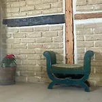 Renovated Country 50 M From The Sea *