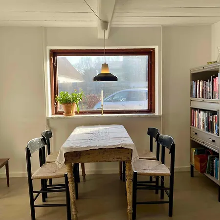 Renovated Country 50 M From The Sea Bandholm