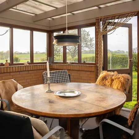 Villa Renovated Country 50 M From The Sea *