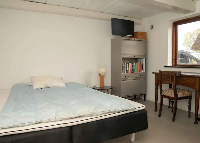 Villa Renovated Country 50 M From The Sea *